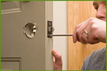 Neighborhood Locksmith Services Saint Cloud, FL 321-323-1081 - 13-lock-replace