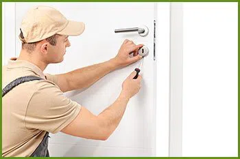 Neighborhood Locksmith Services Saint Cloud, FL 321-323-1081 - 5-lock-repair